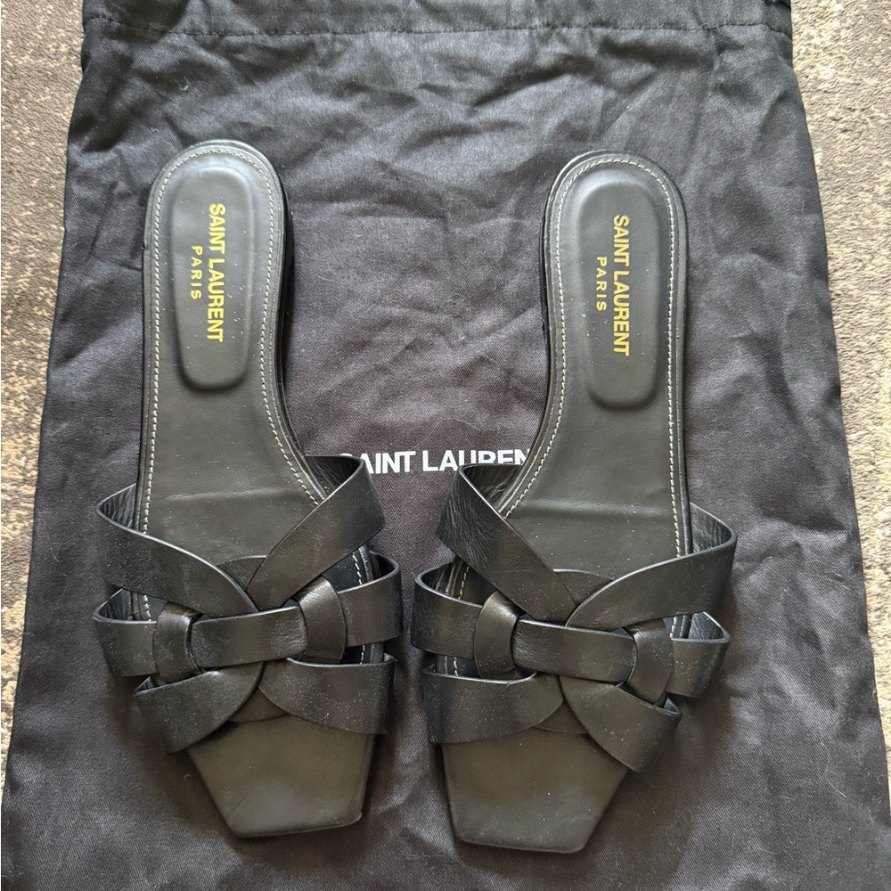 Saint Laurent TRIBUTE SANDALS IN SMOOTH LEATHER